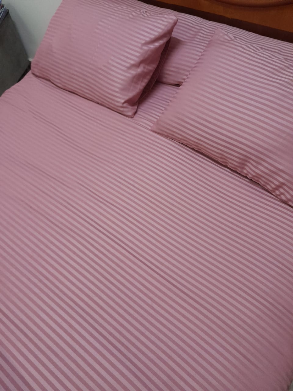 ملايه استريب